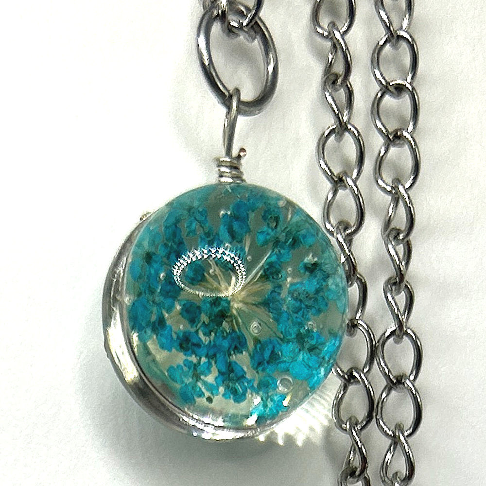 Flower Wisp Embedded Glass Pendant