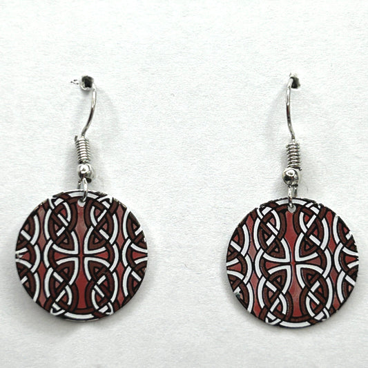 Mirrored Earrings with Celtic Knot Pattern