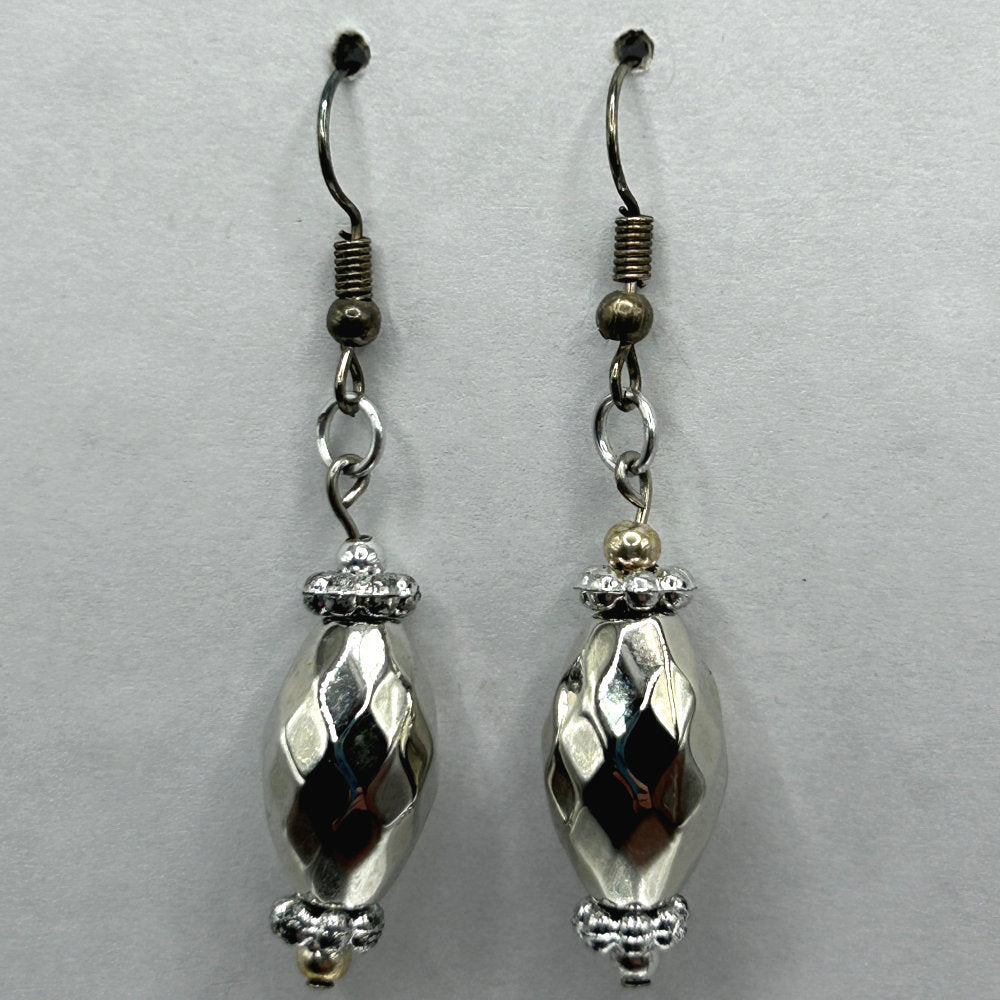Faceted Simple Oval Earrings