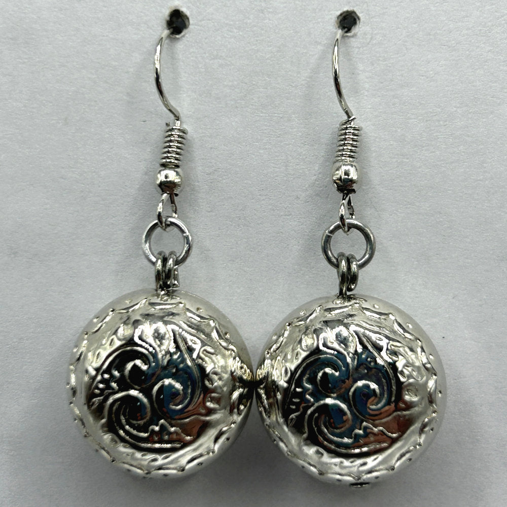 Embossed Puffy Round Earrings