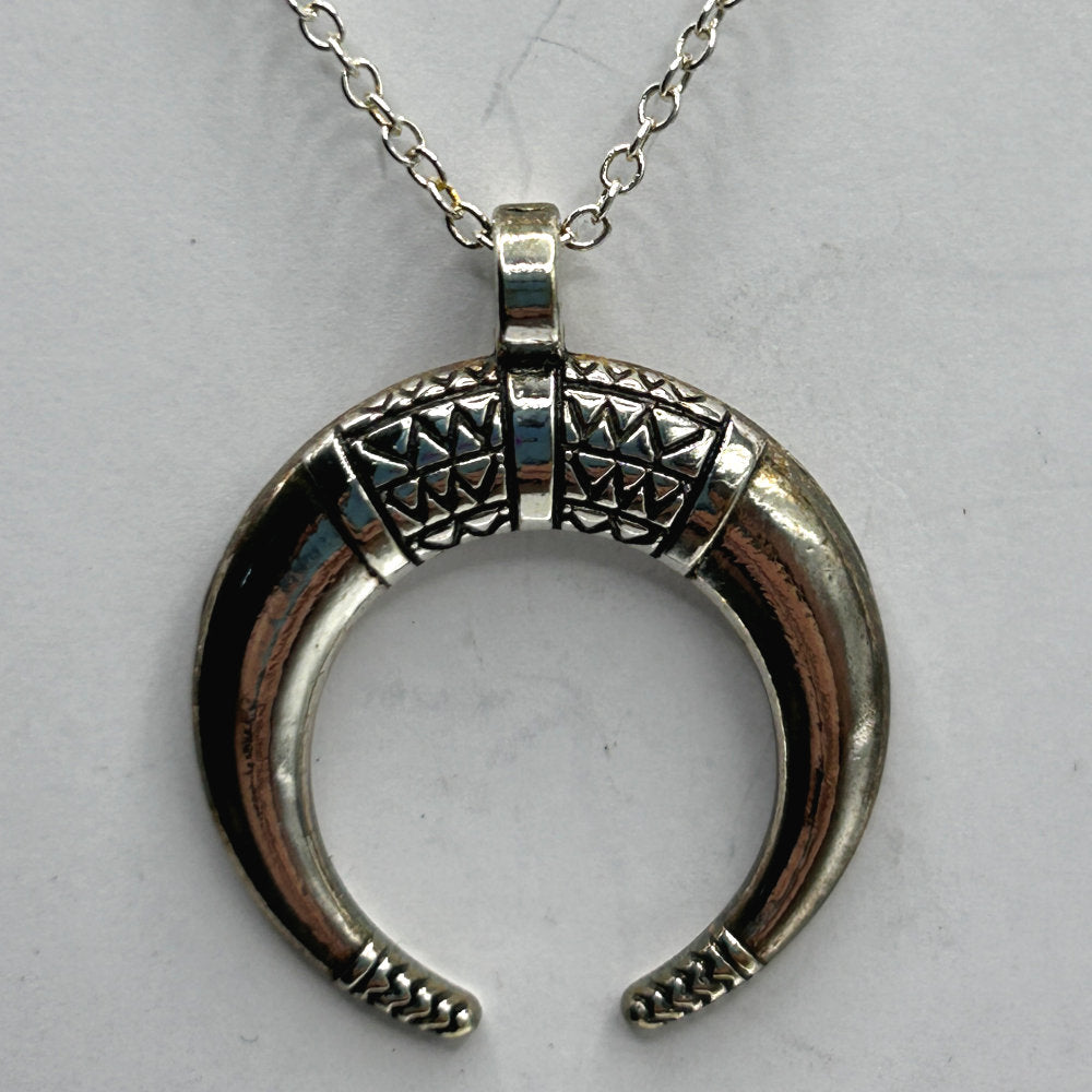 Double Horns Pendant