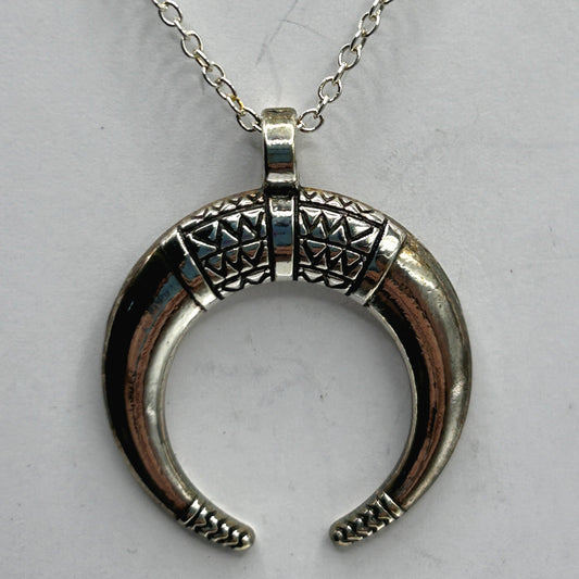 Double Horns Pendant