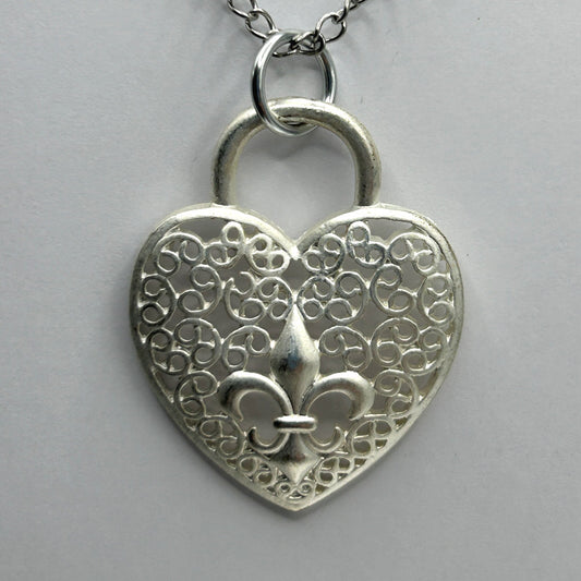 Matte Fleur-de-Lis Heart Pendant